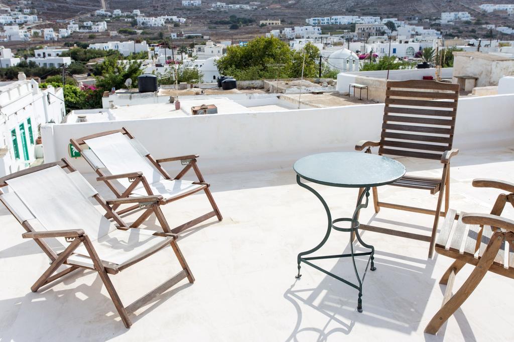 Castro Folegandros Town Exterior photo