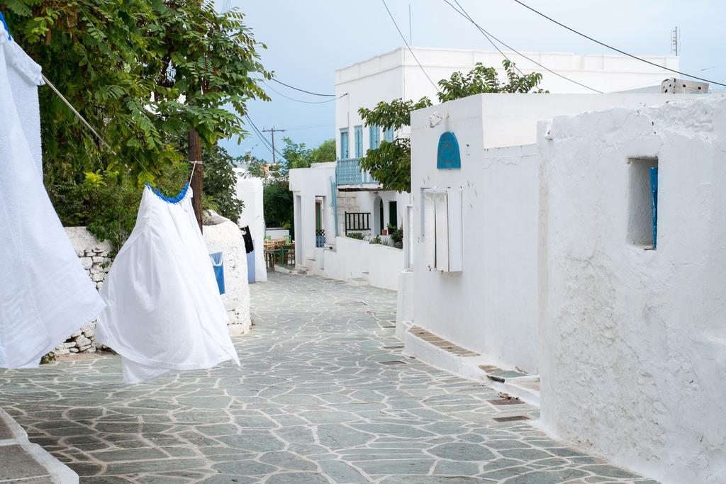 Castro Folegandros Town Exterior photo