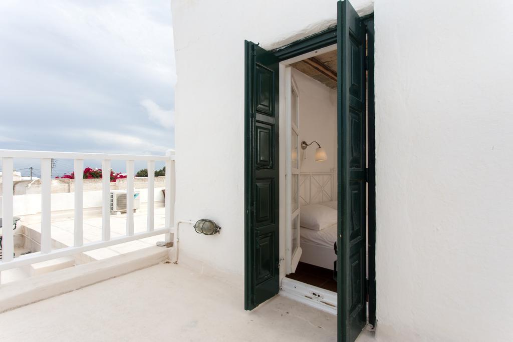 Castro Folegandros Town Exterior photo